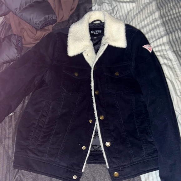 Guess fur coat size small bought for 160$ selling for 90 barely worn - Picture 1 of 3